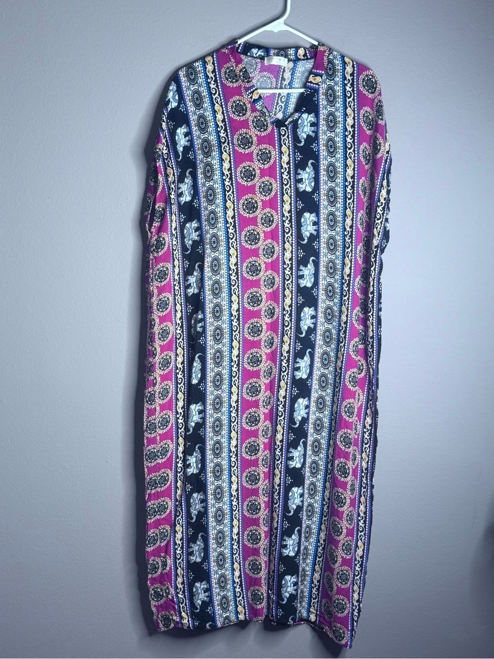 Seven Island Striped Elephant Print kaftan Maxi Dress in Pink and Navy Sz S/ M